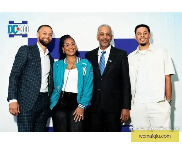 戴尔库里黄蜂30号球衣退役 塞斯发言祝贺父亲成就